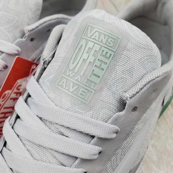 Vans AVE Pro Beatrice Domond Bonejade - Picture 3 of 13